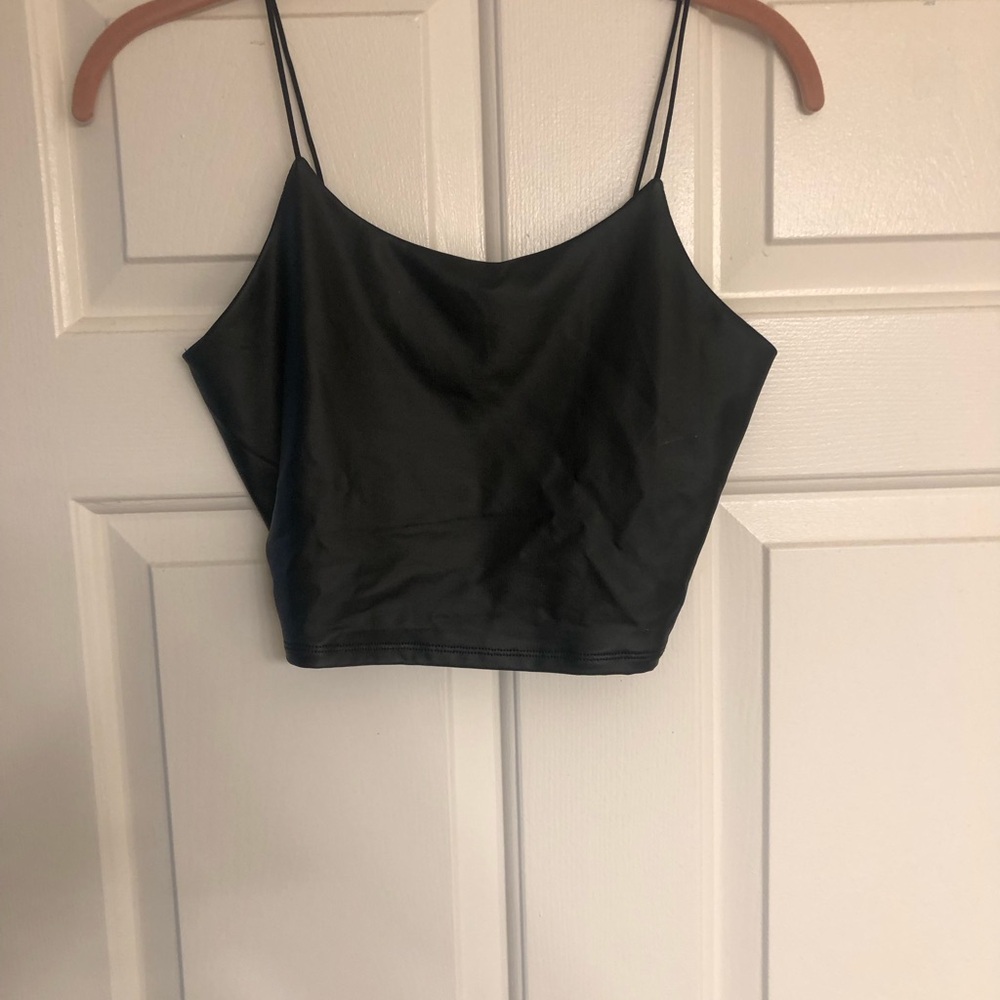 Fashion Nova Black Sleeveless Crop Camisole